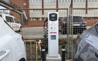 ADL BioPharma instala puntos de recarga de vehículos